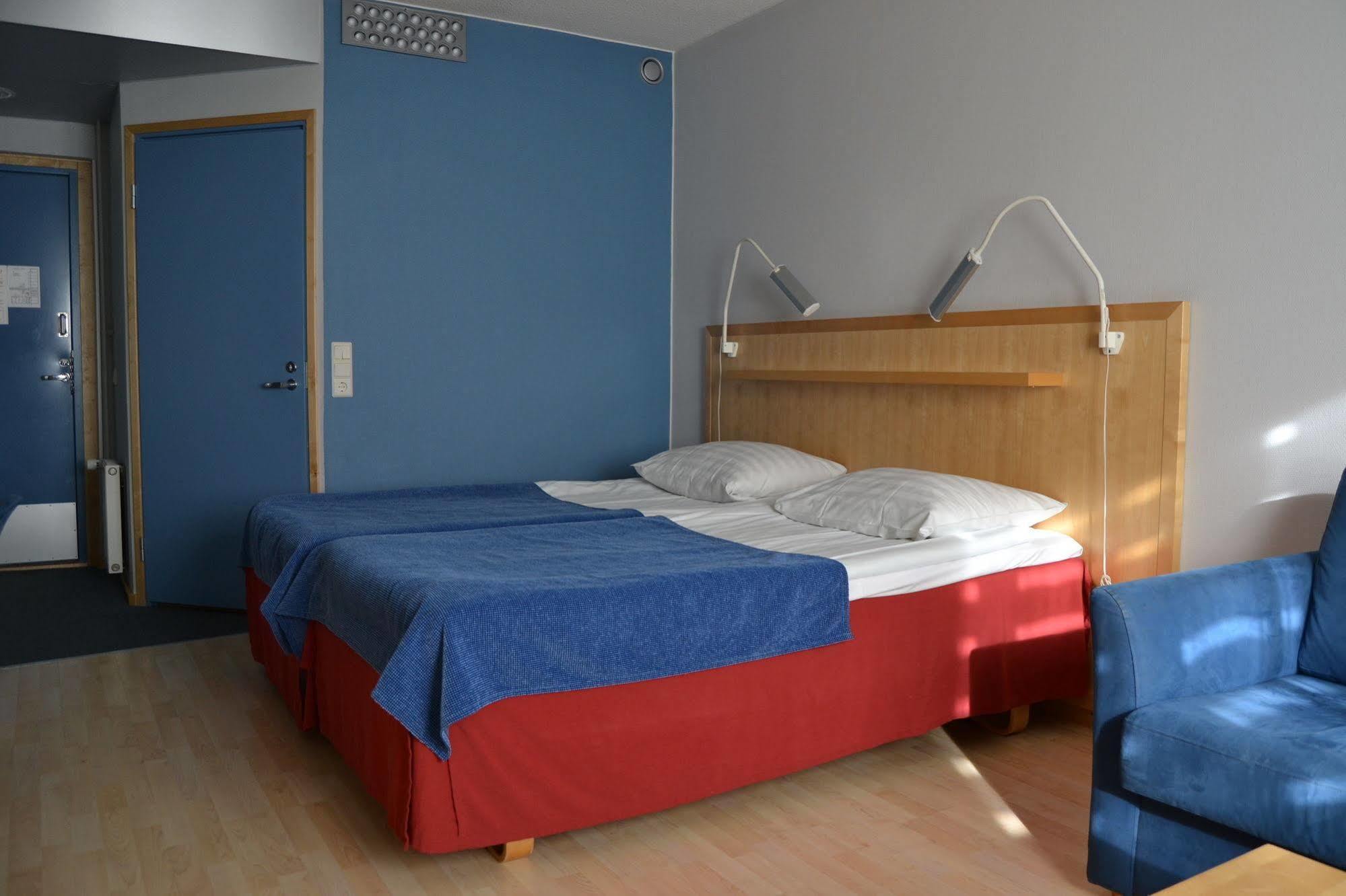 Hotel Uusikuu Mikkeli Ngoại thất bức ảnh